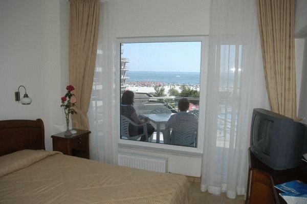 Hotel Comandor Mamaia Quarto foto